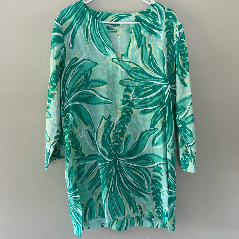 EUC Lilly Pulitzer linen tunic in Tiger Palm Marco Island. Size medium